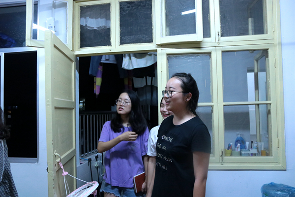  新学期bevictor伟德官网领导老师下寝送关怀